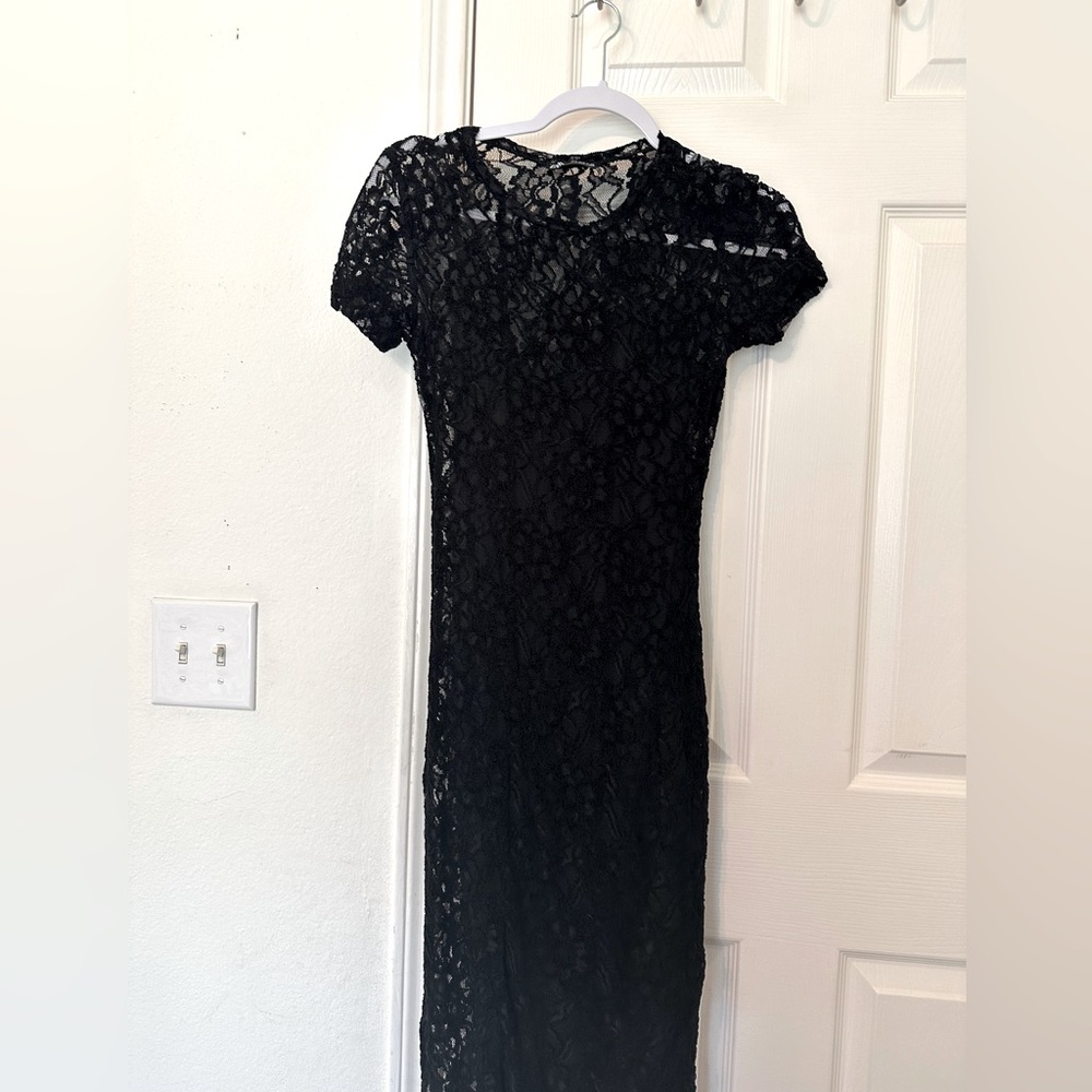 Black lace lykra dress